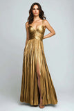Vestido formal plisado metálico Sliver A Line con abertura
