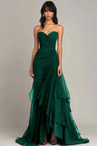 Vestido negro con volantes fruncidos