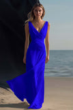 Vestido boho largo blanco de playa con escote en V fruncido