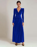 Vestido formal de terciopelo oliva con cuello en V y mangas largas