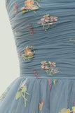 Vestido Corto de Cóctel Negro Escote A