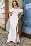 Vestido de fiesta blanco con hombros descubiertos de sirena con frente dividido