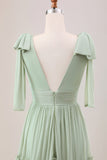 Dusty Sage A Line Vestido de dama de honor de gasa con volantes