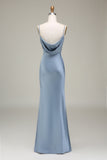 Vestido de dama de honor largo de satén con tirantes de vaina azul polvoriento