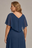 Vestido de madre de la novia de chiffon de talla grande en línea en A azul marino con volantes