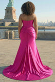 Corsé de sirena de satén sin tirantes fucsia Vestido largo de graduación PLus con abertura