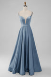 Vestido largo de dama de honor largo con escote en V azul polvoriento con cuello en V