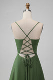 Vestido largo de dama de honor largo con escote en V verde con cuello en V