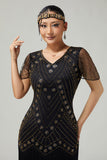 Vestido ajustado con flecos y cuello en V dorado negro de la década de 1920 con conjunto de accesorios de 5 piezas