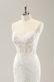 Vestido de novia de corsé de encaje con apliques de tirantes de espagueti de sirena blanca con cordones en la espalda