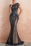 Precioso vestido de fiesta burdeos con cuello joya de sirena con abalorios