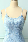 Vestido ajustado con tirantes finos azul cielo