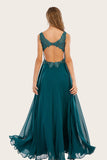 Vestido largo de fiesta de gasa turquesa con cuentas