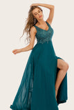 Vestido largo de fiesta de gasa turquesa con cuentas