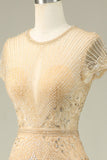 Precioso vestido de fiesta burdeos con cuello joya de sirena con abalorios