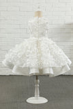 Vestido blanco de niña de flores sin mangas