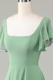 Vestido de dama de honor matcha de cuello cuadrado con volantes
