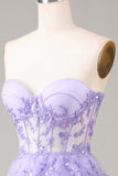 Vestido de fiesta de tul escalonado sin tirantes lavanda con apliques