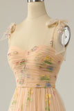 Vestido largo de fiesta bordado con champán