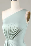 Vestido de dama de honor Matcha de un hombro con volantes