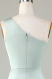 Vestido de dama de honor Matcha de un hombro con volantes