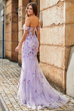 Vestido de fiesta de sirena largo con hombros cruzados de color malva con apliques