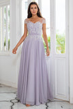 Vestido de gasa gris madre de la novia con cuentas