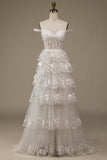 Vestido de novia de encaje blanco brillante con hendidura