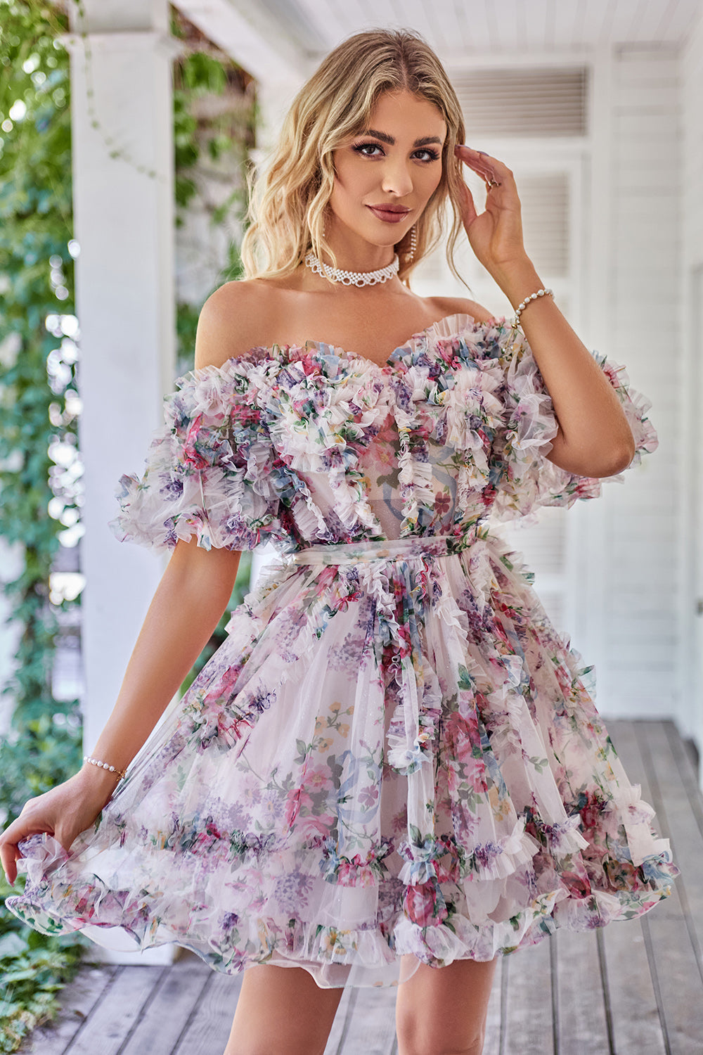 Elegante Una línea fuera del hombro Dusty Rose Tul Vestido corto de bienvenida con mangas cortas