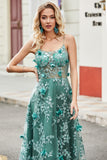 Tirantes de espagueti verde Un vestido de fiesta de línea con apliques