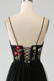 Vestido de fiesta de corsé largo bordado con tirantes finos de línea A negro