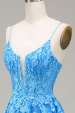 Vestido de fiesta de tul azul con tirantes finos de línea A con apliques