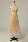 Una línea Sweetheart Champagne Vestido largo de fiesta con bordados