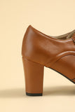 Tacones gruesos de cuero negro